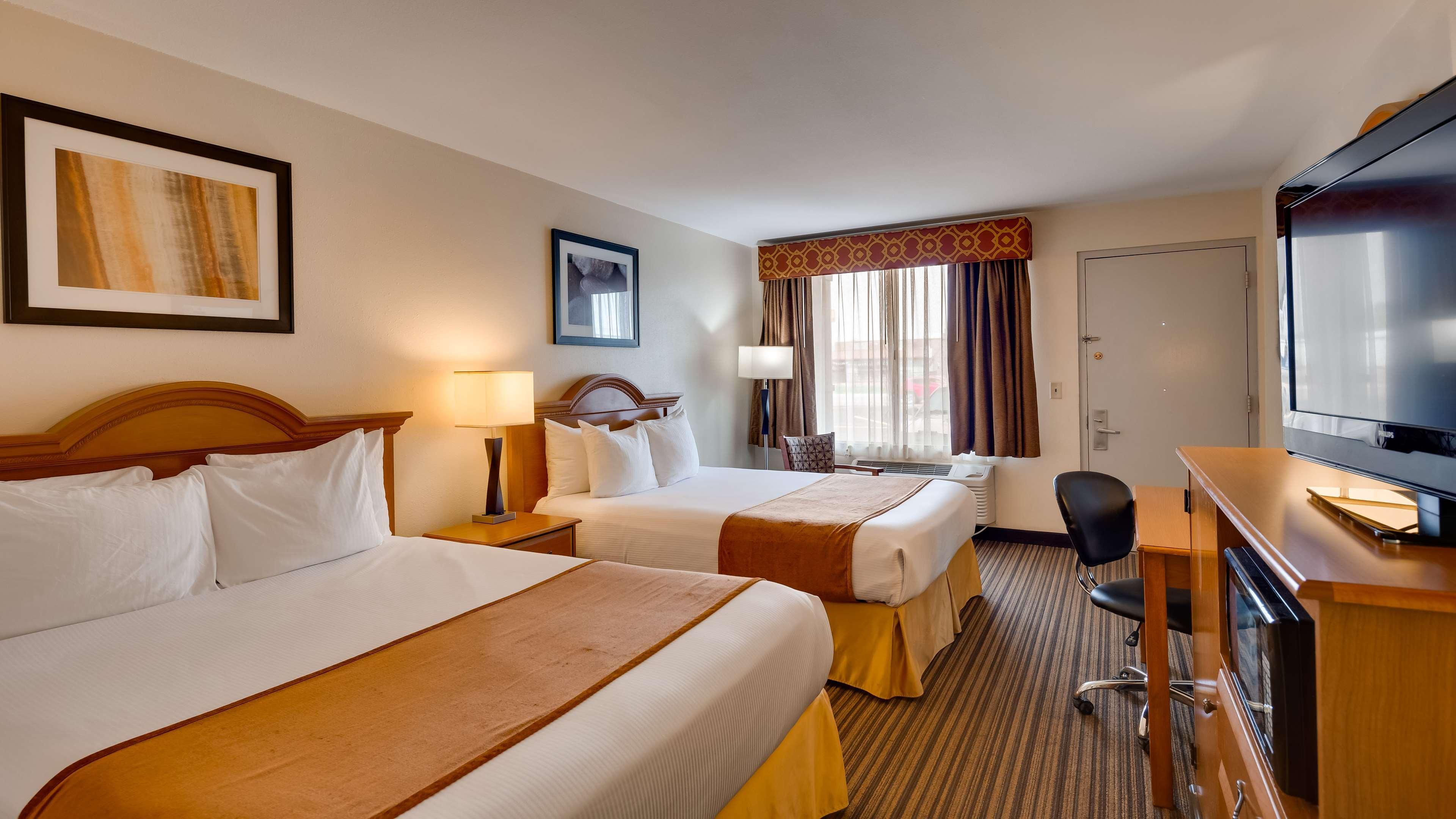 Best Western War Bonnet Inn Miles City Ngoại thất bức ảnh